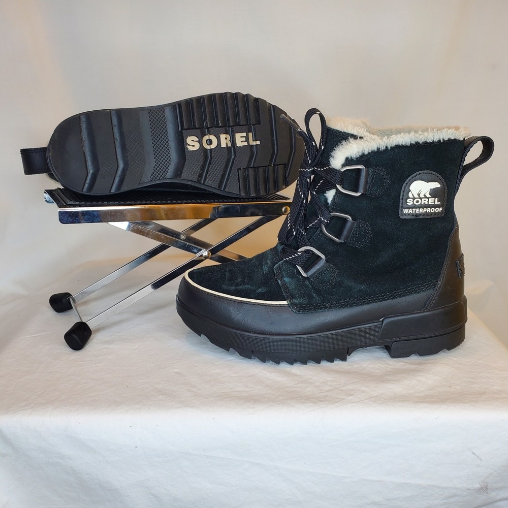 Sorel Tivoli IV Women's Faux Fur Collar Waterproof Winter Boot Black Size 9